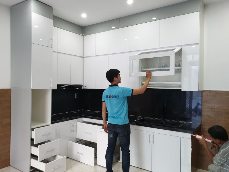 Với hàng loạt dự án tiêu biểu đã thi công thành công, chuyên thi công tủ bếp Đà Nẵng sẽ là địa chỉ đáng tin cậy và hoàn hảo cho mọi khách hàng.